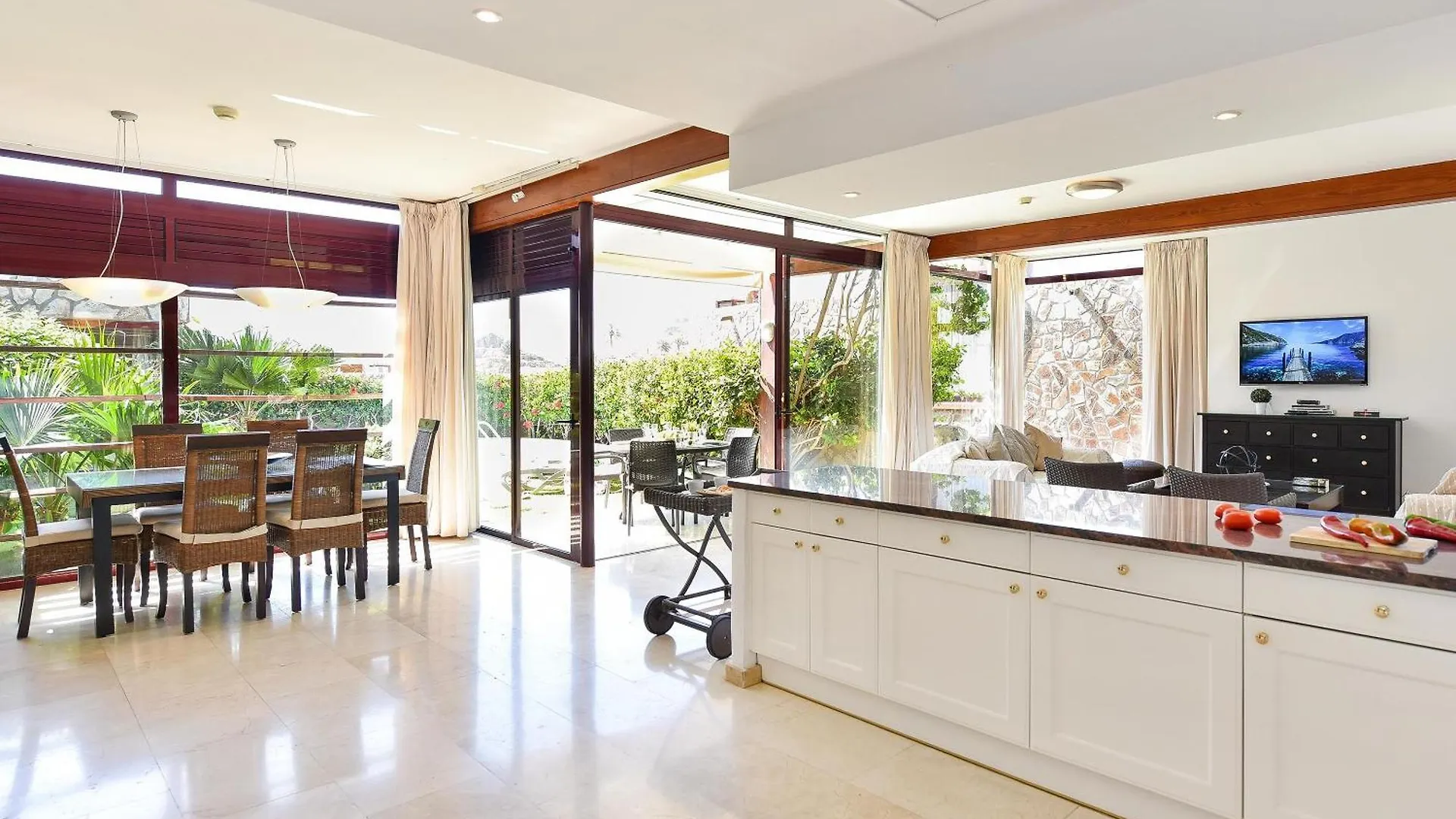 Villa Tauro Golf Tranquility Meets Luxury Tauro Private Pool Whirlpool Bath Golf Course Views Close To Beaches Las Palmas